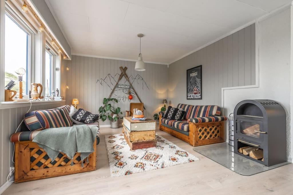Вилла Sundet Lofoten Holiday House Sund  Экстерьер фото