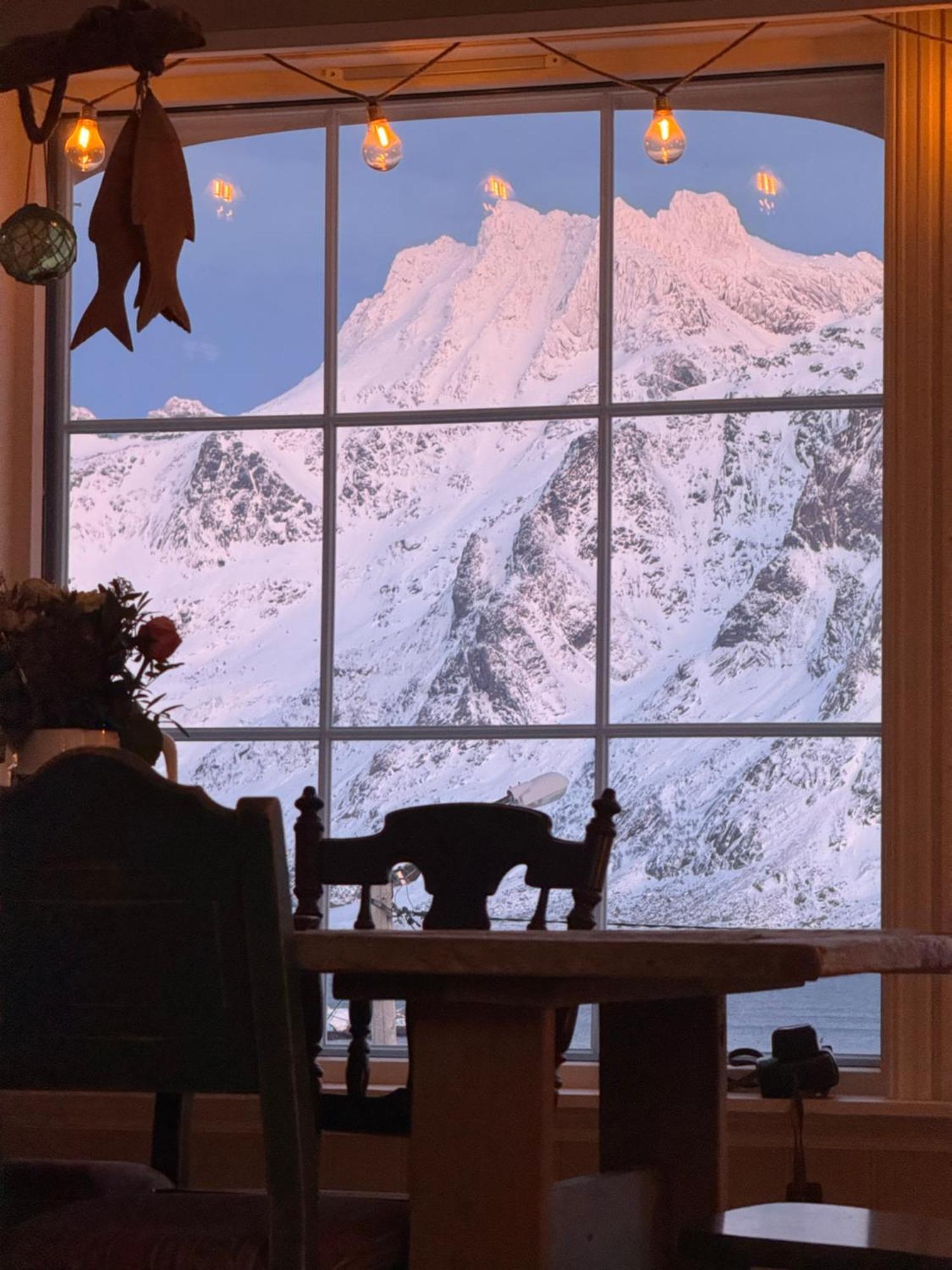 Вилла Sundet Lofoten Holiday House Sund  Экстерьер фото